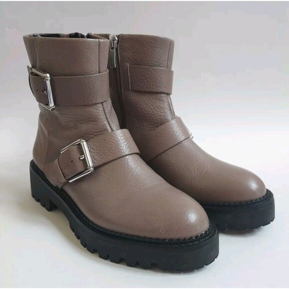 NWOT Ladies/Girls Nordstrom Taupe Leather 2 Buckle Zip Moto Ankle Boots Size 4 - Picture 1 of 8